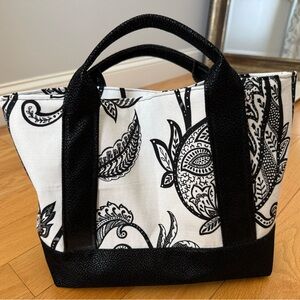 Black and white Tote